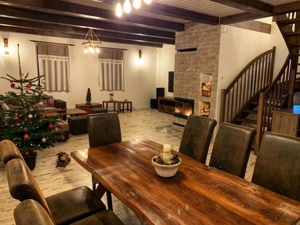 Vila Svistovka Stará Lesná Exterior foto